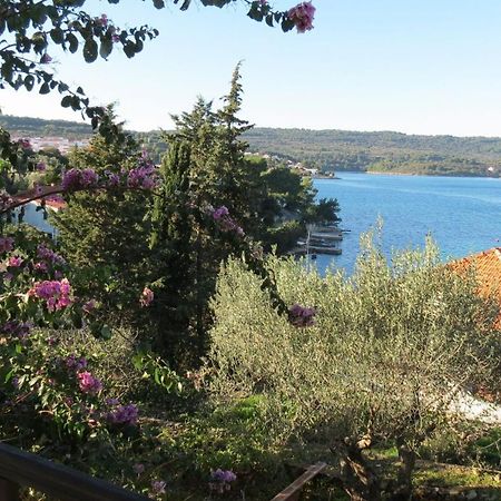 Apartments Janja - Terrace Sea View Nečujam Zewnętrze zdjęcie